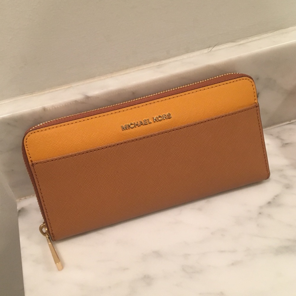 Michael Kors long clutch wallet